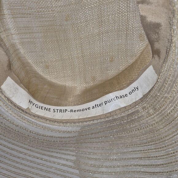 Vtg Victorian Tri-Coastal Design Hat Box W/ Giovannio New York Church- Derby Hat main image 7